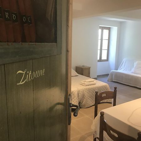 Les Chambres Du Moulin A Huile Vaison-la-Romaine Bagian luar foto