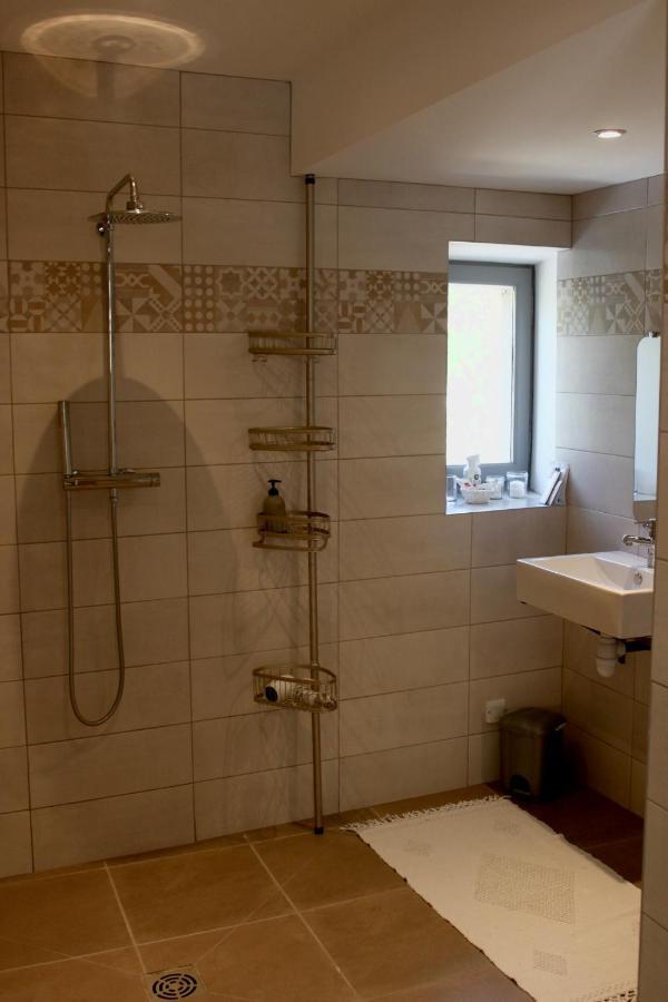 Les Chambres Du Moulin A Huile Vaison-la-Romaine Bagian luar foto